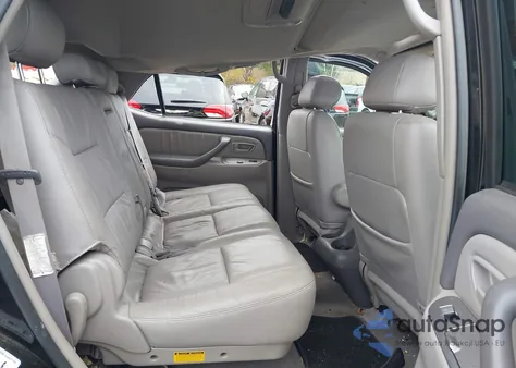 2004 Toyota Sequoia Limited V8 from USA, damaged, VIN 5TDBT48A24S228699